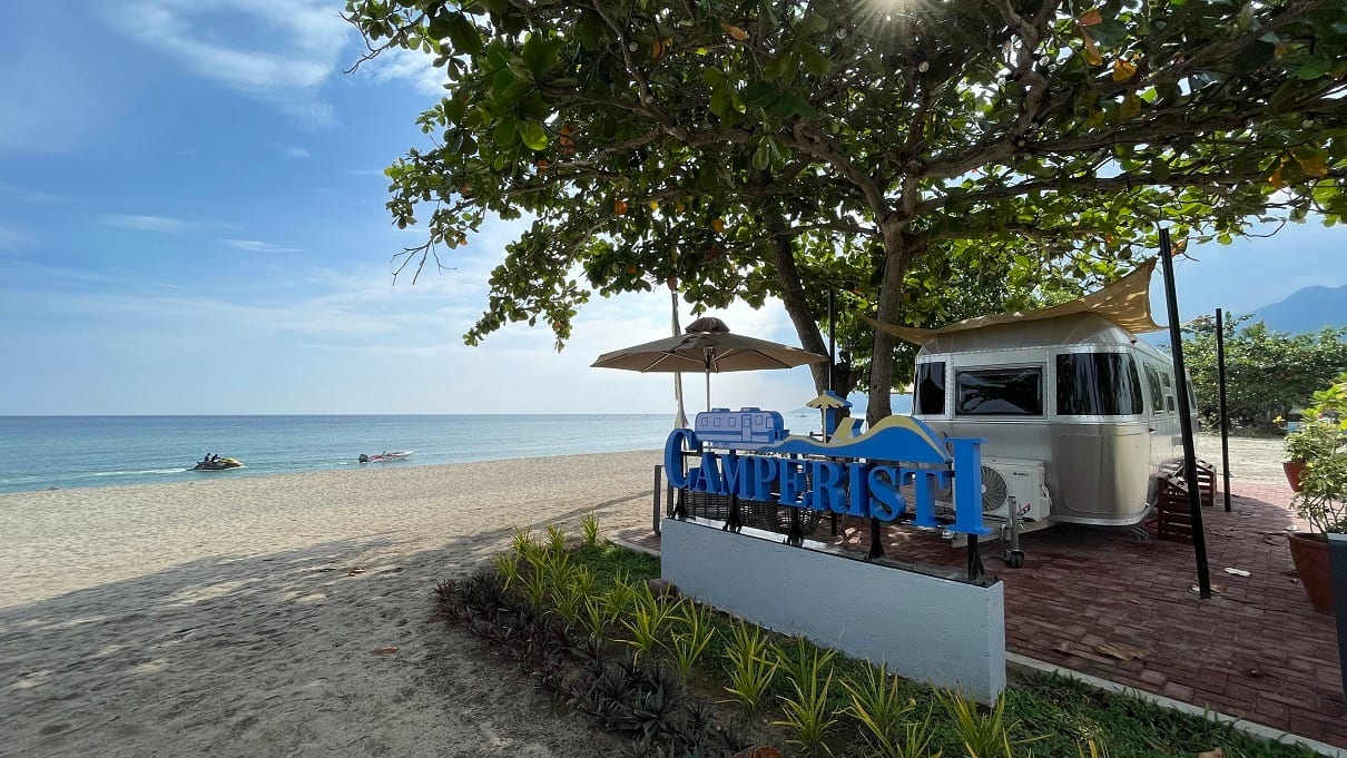 club laiya